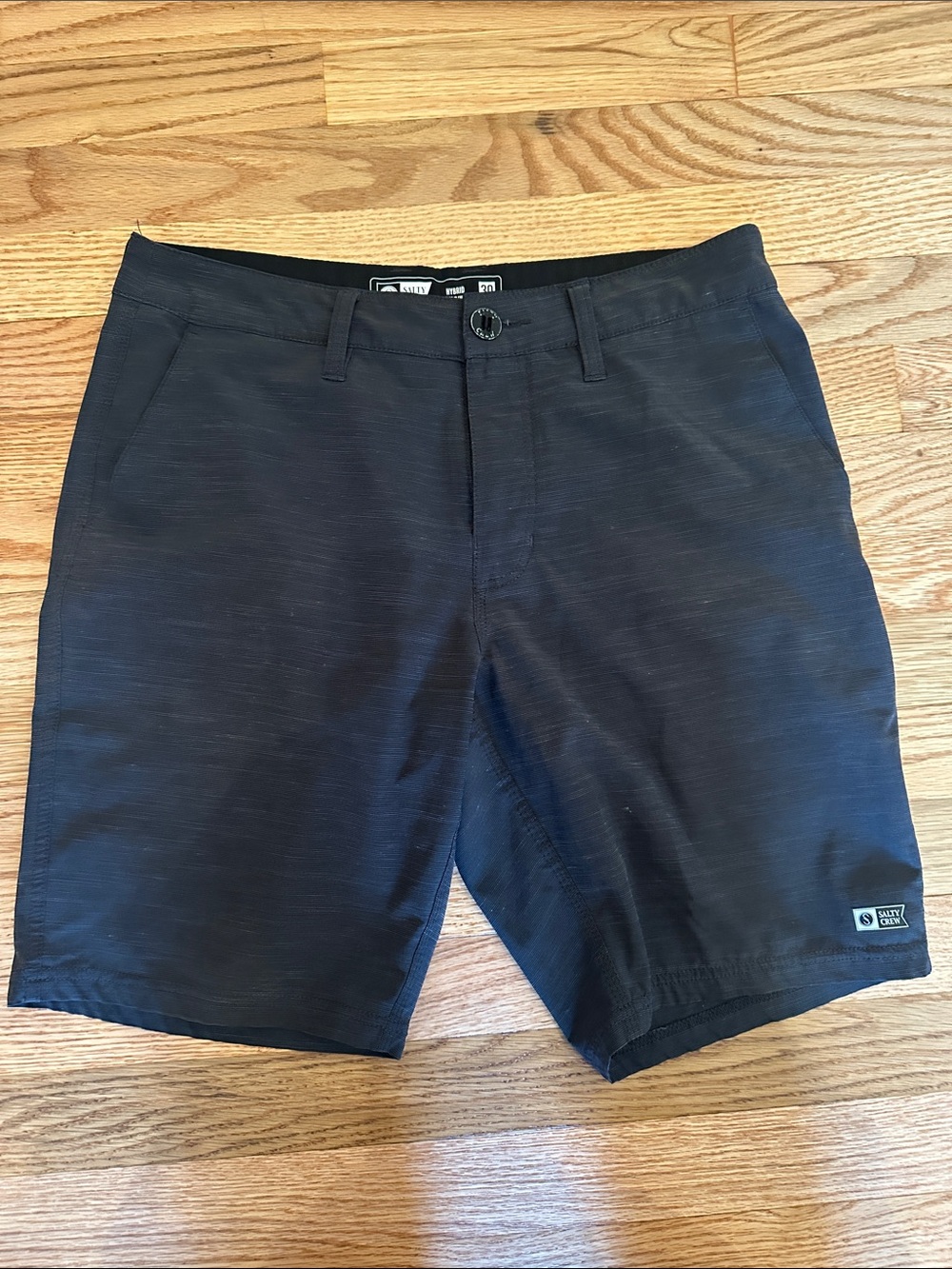 Salty Crew Hybrid Men’s Dark Charcoal/ Black Flat-Front Shorts- Waist 30